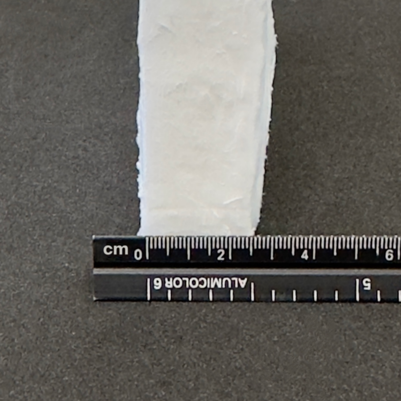 This is a 1 gram sample showing the depth of our product. Scale: cm